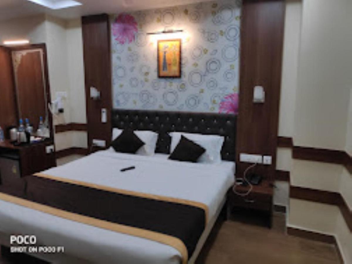 Hotel Raj Inn Bhubaneswar Exteriör bild